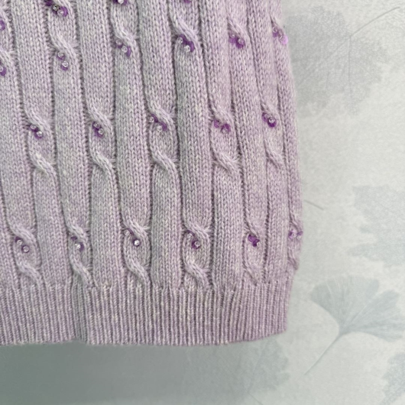 Gvc*1 sweaters